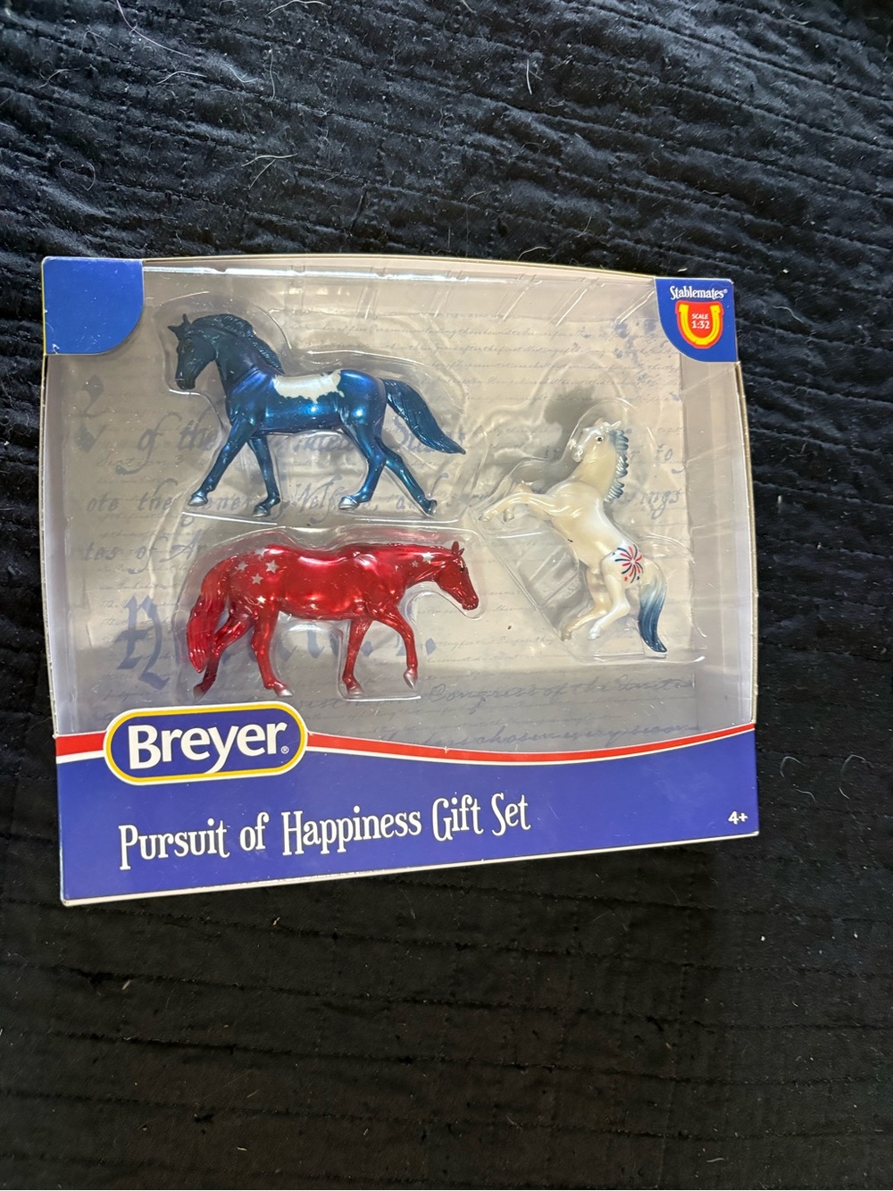 Breyer Pursuit of Happiness Gift Set - Red, Blue & Cream Horses
